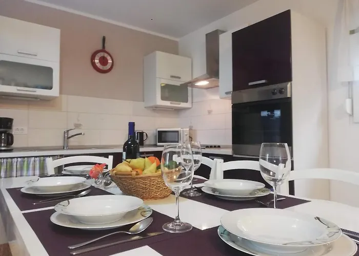 Feriehus Holiday Tanja *