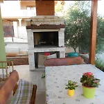 Holiday Tanja بيت للعطل بولا